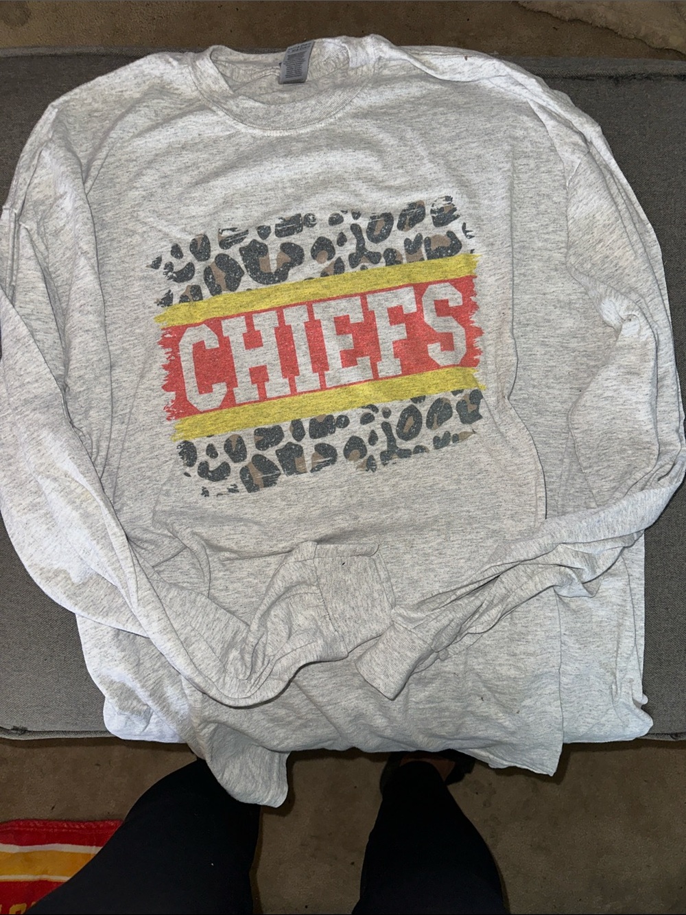 Chiefs Graphic Long-Sleeve Tee - Gray